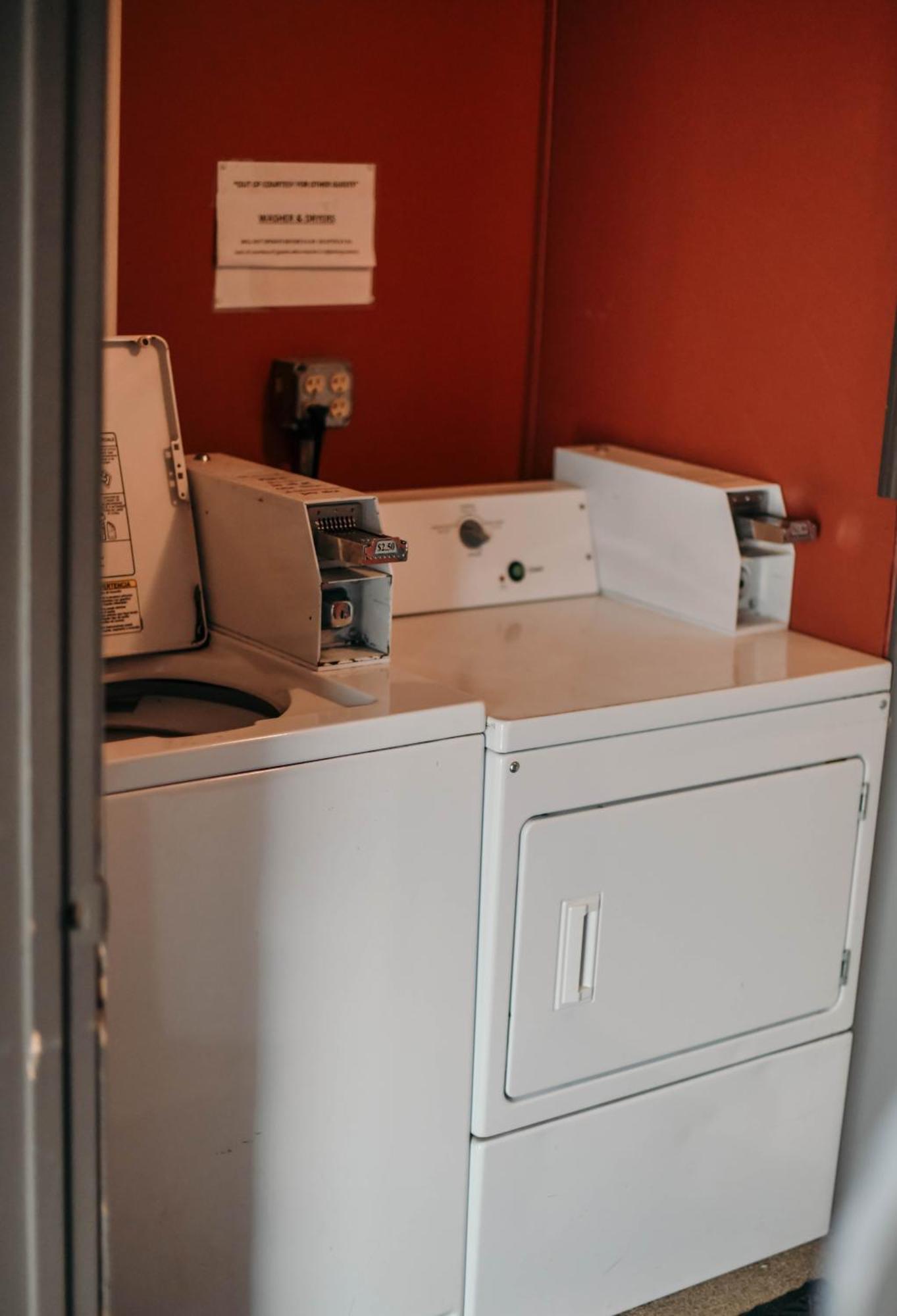 Briarwood Motor Inn リンカーン エクステリア 写真